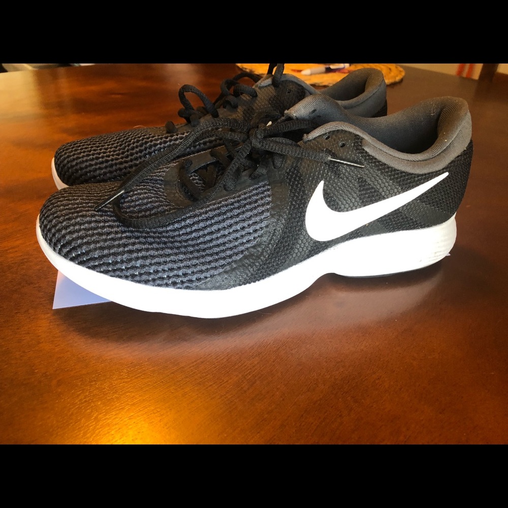 Shoes - Picture 2 of 2